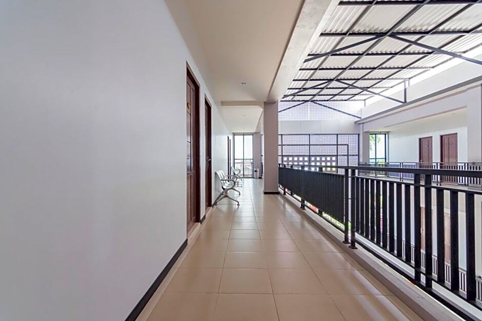 Понтианак: RedDoorz Syariah Plus near Tanjungpura University 2