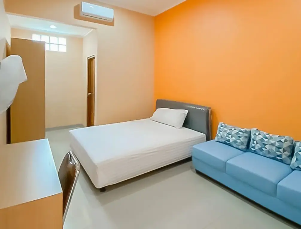Бандунг: Shofy Guest House RedPartner