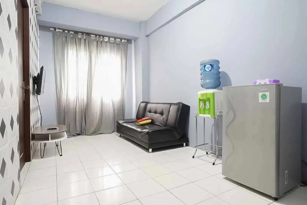 Джакарта: Apartment City Park Tower H18 Pelangi Rooms RedPartner