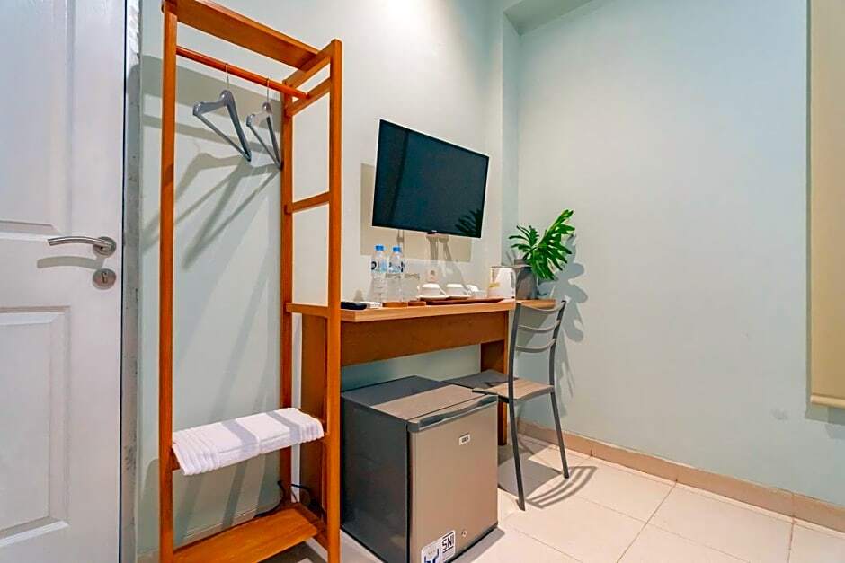 Бандунг: RedDoorz Plus @ Bagusrangin Street