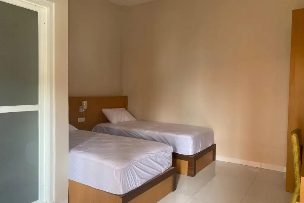 Палу: Nietsa Guest House Syariah Palu RedPartner