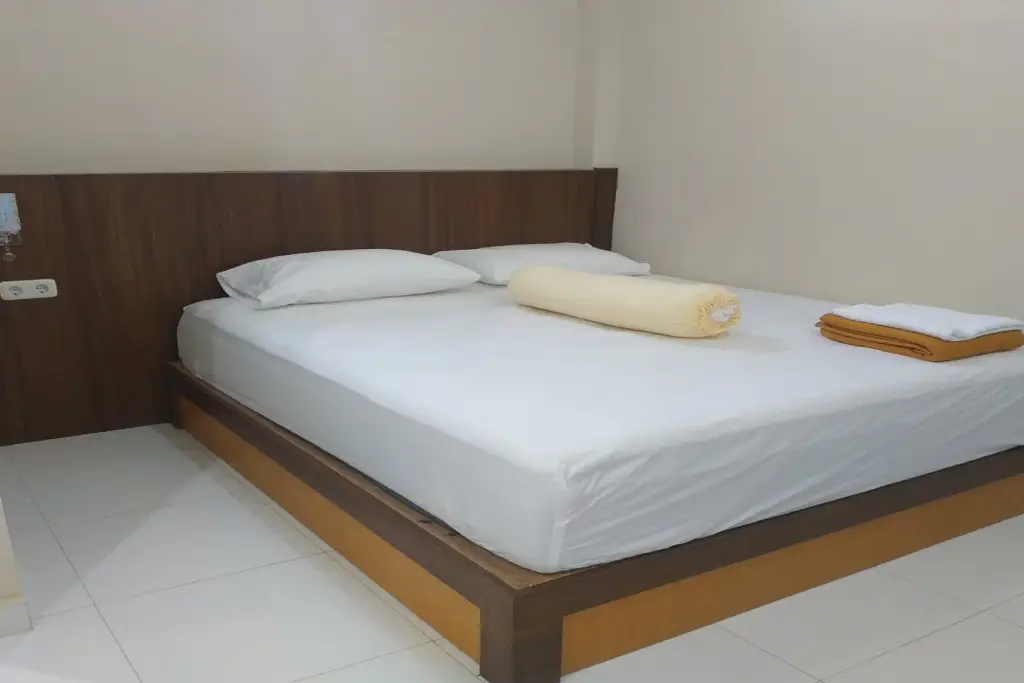 Палу: Nietsa Guest House Syariah Palu RedPartner