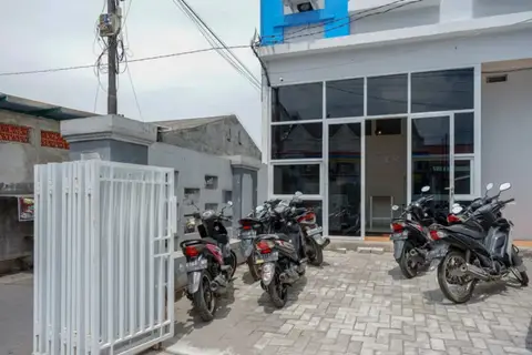 RedDoorz near Tamansari Shopping Center Salatiga — фото 1