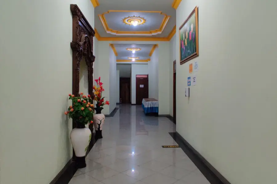 Кудус: Hotel Abbas Syariah