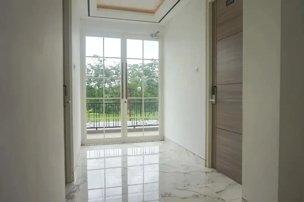 Маланг: RedDoorz near Araya Family Club House