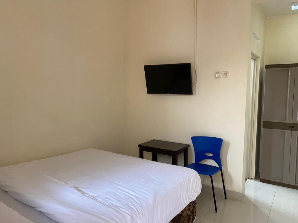 Пурвокерто: Jatiwinangun Homestay RedPartner