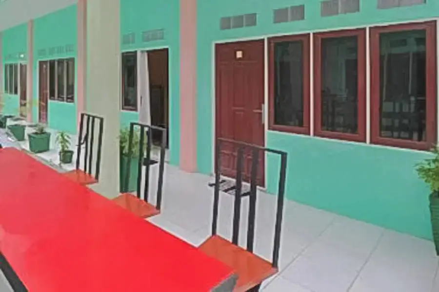Палангкарая: Wisma Tambun Raya RedPartner