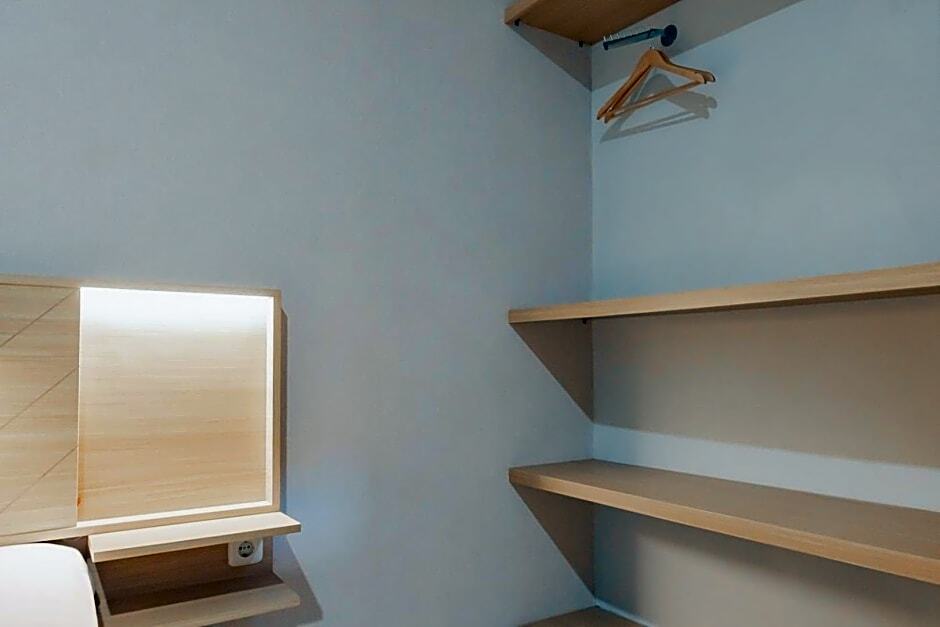 Бандунг: RedDoorz Plus @ Karapitan Street