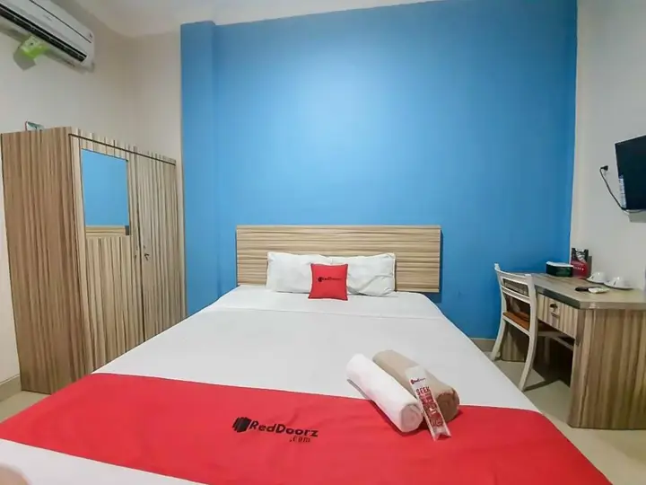 Палембанг: RedDoorz near Jalan Kolonel Haji Burlian Palembang