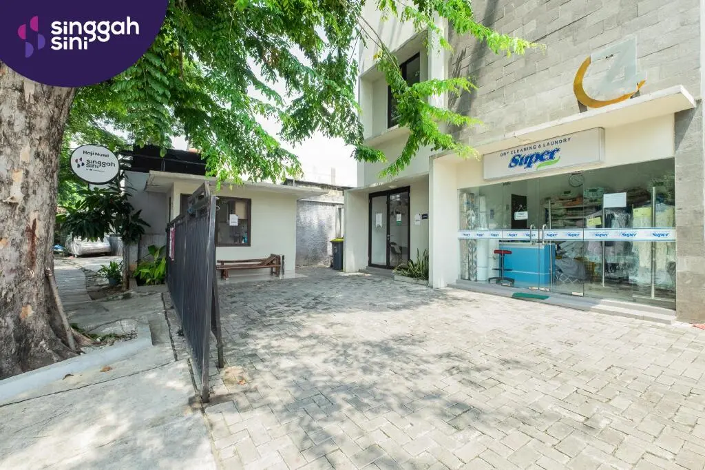 Джакарта: Singgahsini Haji Nawi 74 Cilandak Jakarta Selatan