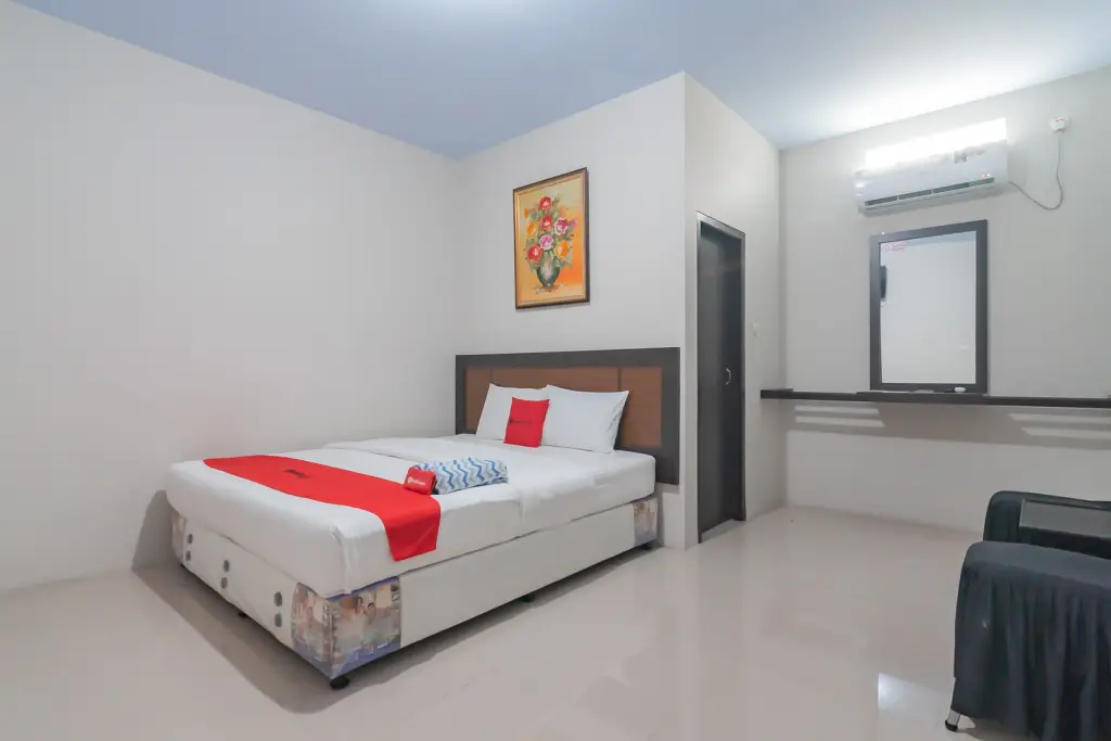 Чианджур: RedDoorz Syariah near Stasiun Cianjur