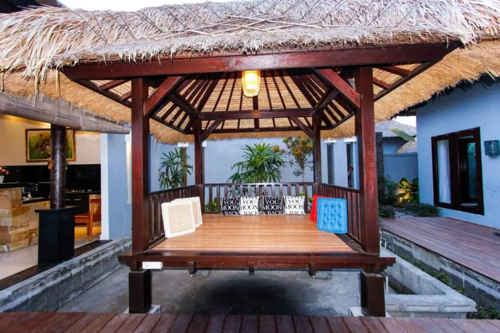 Таро: Villa Kasuari