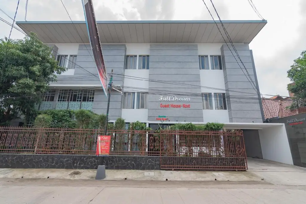 Чиребон: RedDoorz Plus @ Cirebon City Center