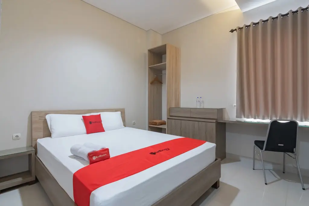 Чиребон: RedDoorz Plus @ Cirebon City Center