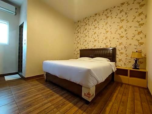 Медан: The Gior Inn RedPartner