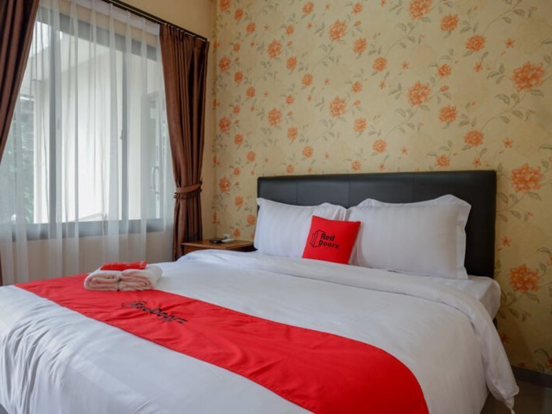 Семаранг: RedDoorz @ Jalan Majapahit Semarang