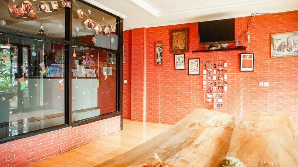Джакарта: Venice Guest House RedPartner
