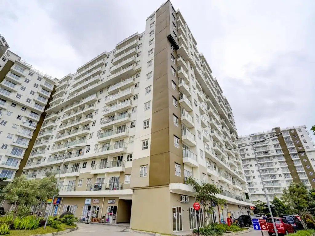 Бандунг: OYO 90205 Queen Rent Apartment Gateway Pasteur