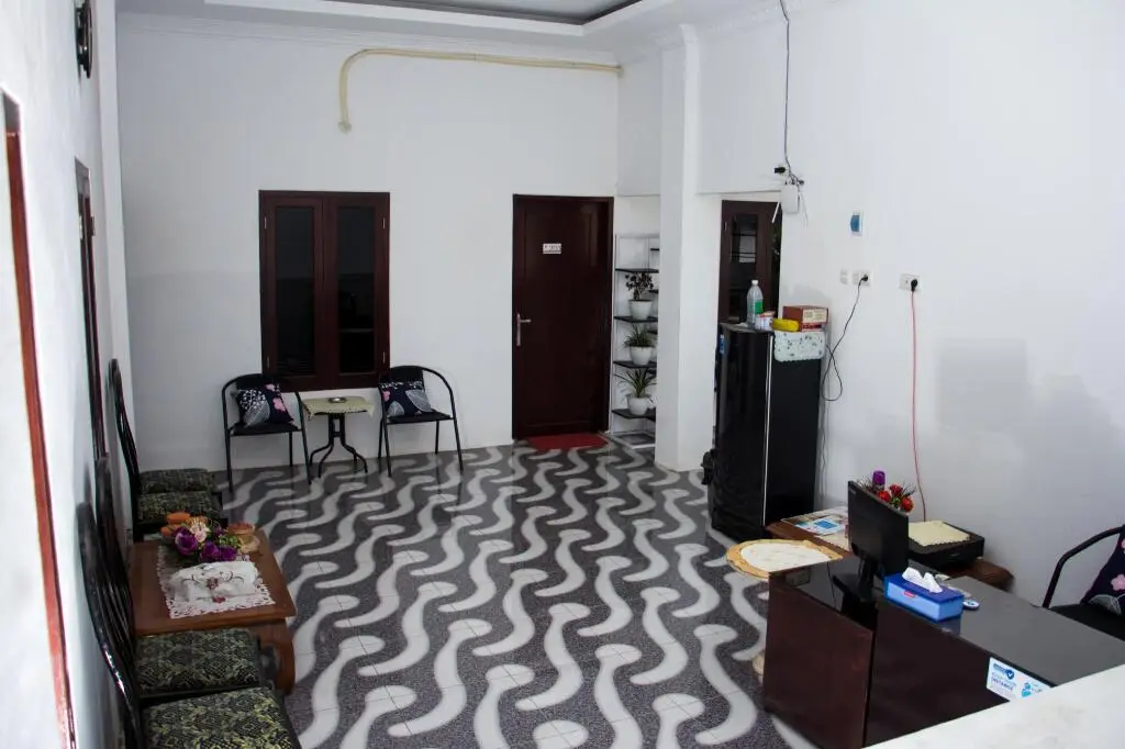 Калипуро: Samar Wulu Guest House Syariah RedPartner