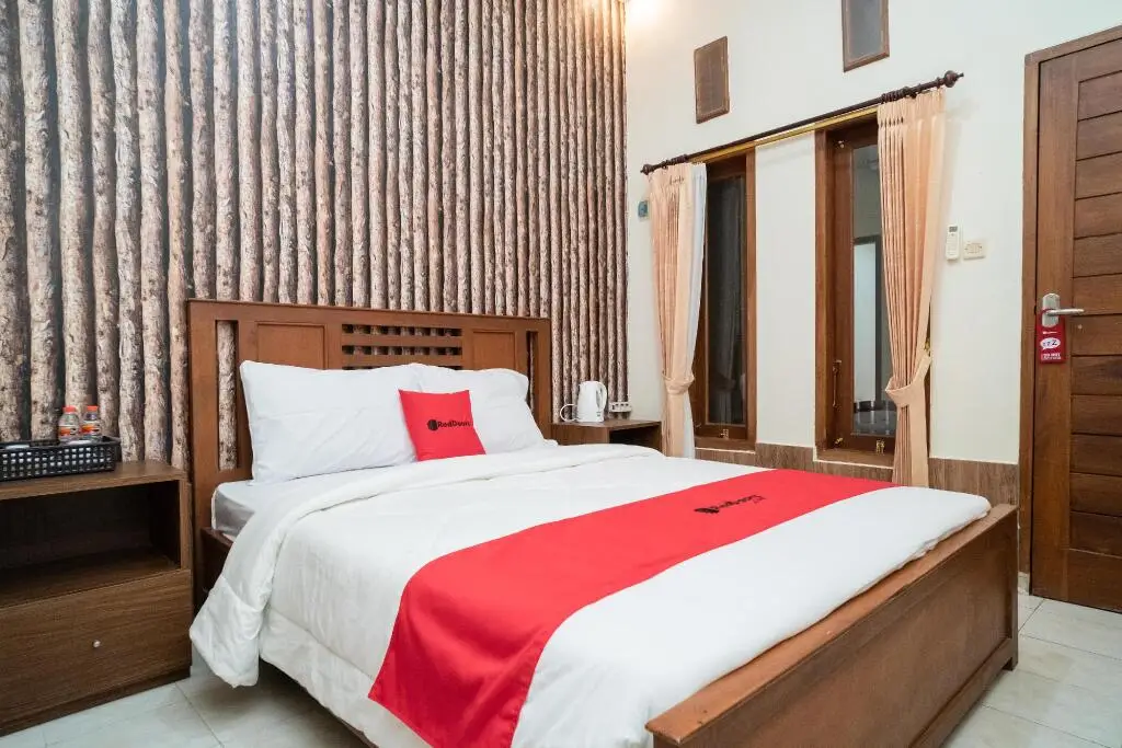 Матарам: RedDoorz Near Transmart Lombok Mataram