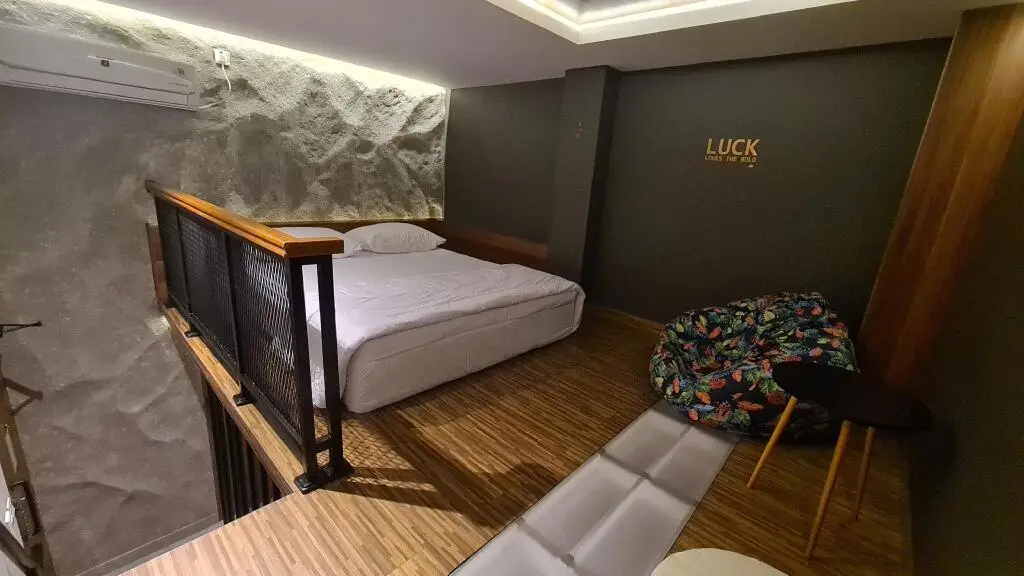 Гарут: New Golden Clouds - Non Smoking Homestay