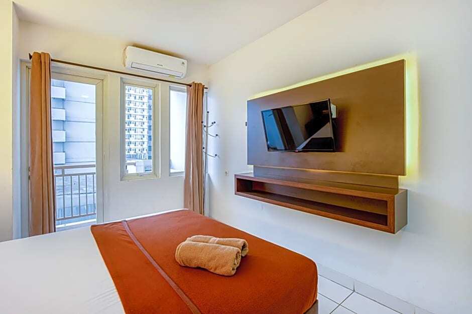 Сукарайя: Skyview Sentul Tower Apartments