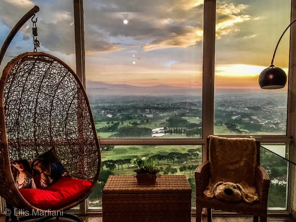 Тангеранг: UResidence 2 Golf View Lippo Karawaci by Lilis