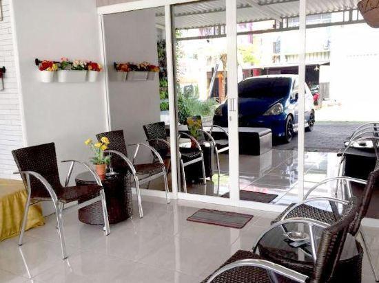 Маланг: Pulosari Living
