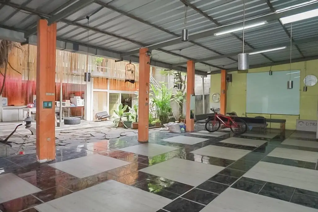 Караванг: KoolKost Syariah @ Jalan Jendral Ahmad Yani