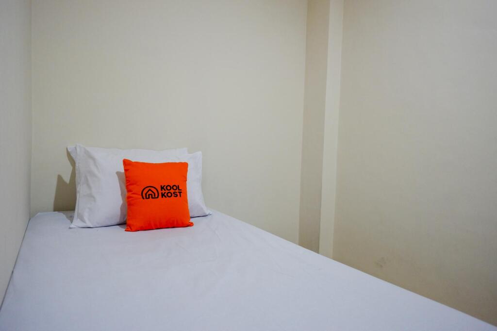 Семаранг: KoolKost near Kawasan Simpang Lima Semarang