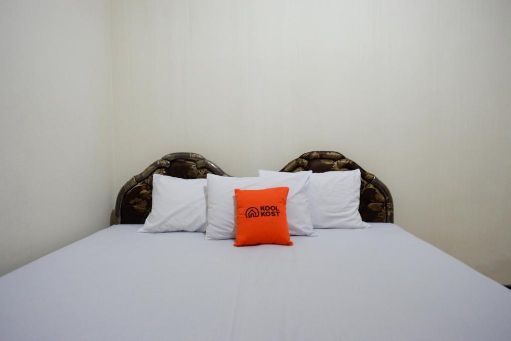 Семаранг: KoolKost near Kawasan Simpang Lima Semarang