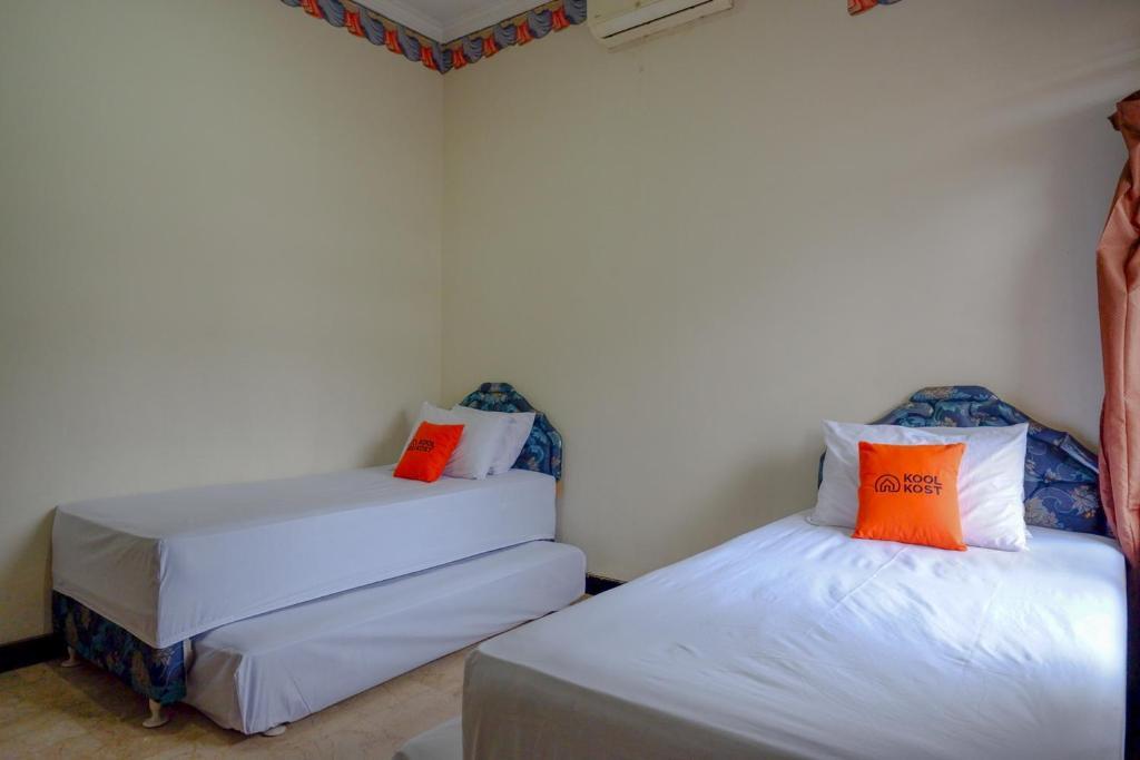 Семаранг: KoolKost near Kawasan Simpang Lima Semarang