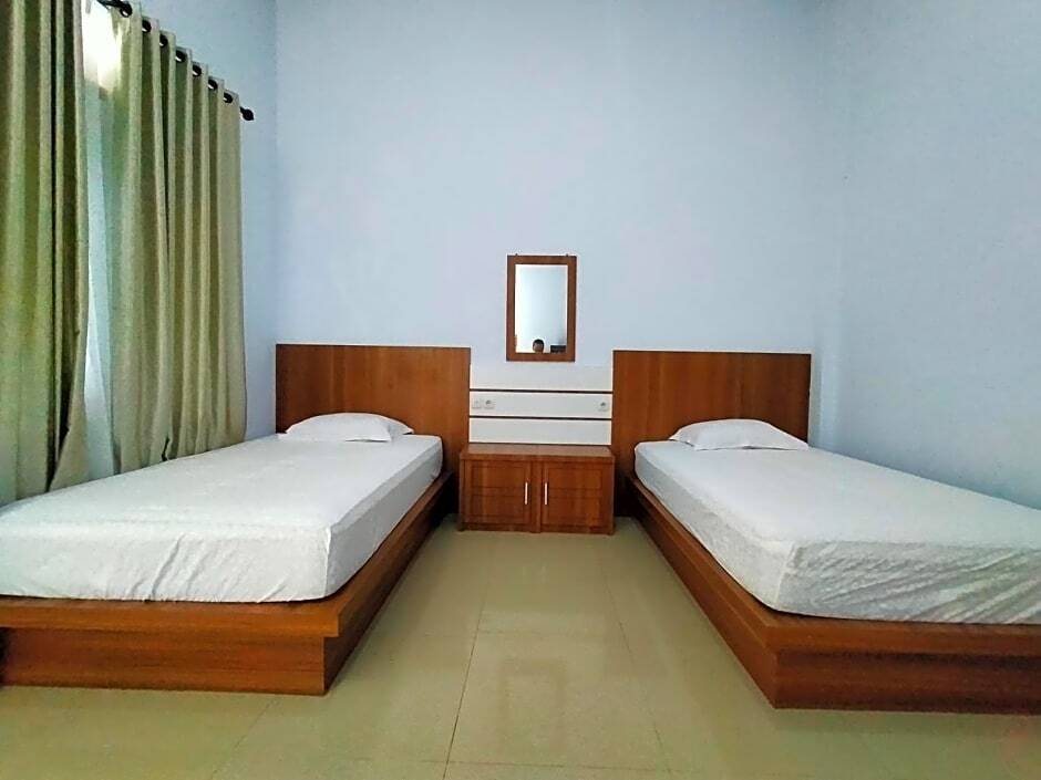Баубау: RedDoorz @ Sunset Resort Bau Bau