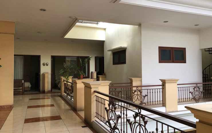 Сурабая: Capital O 90254 Gardena Inn