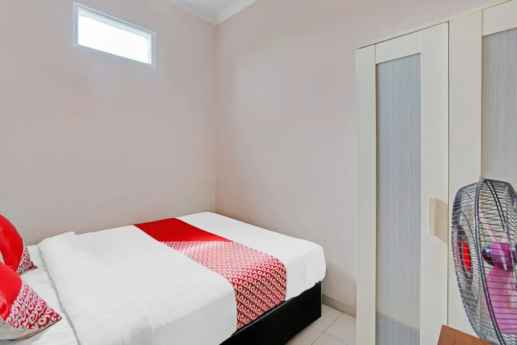 Кедири: OYO 90234 Dhoho Family Guest House