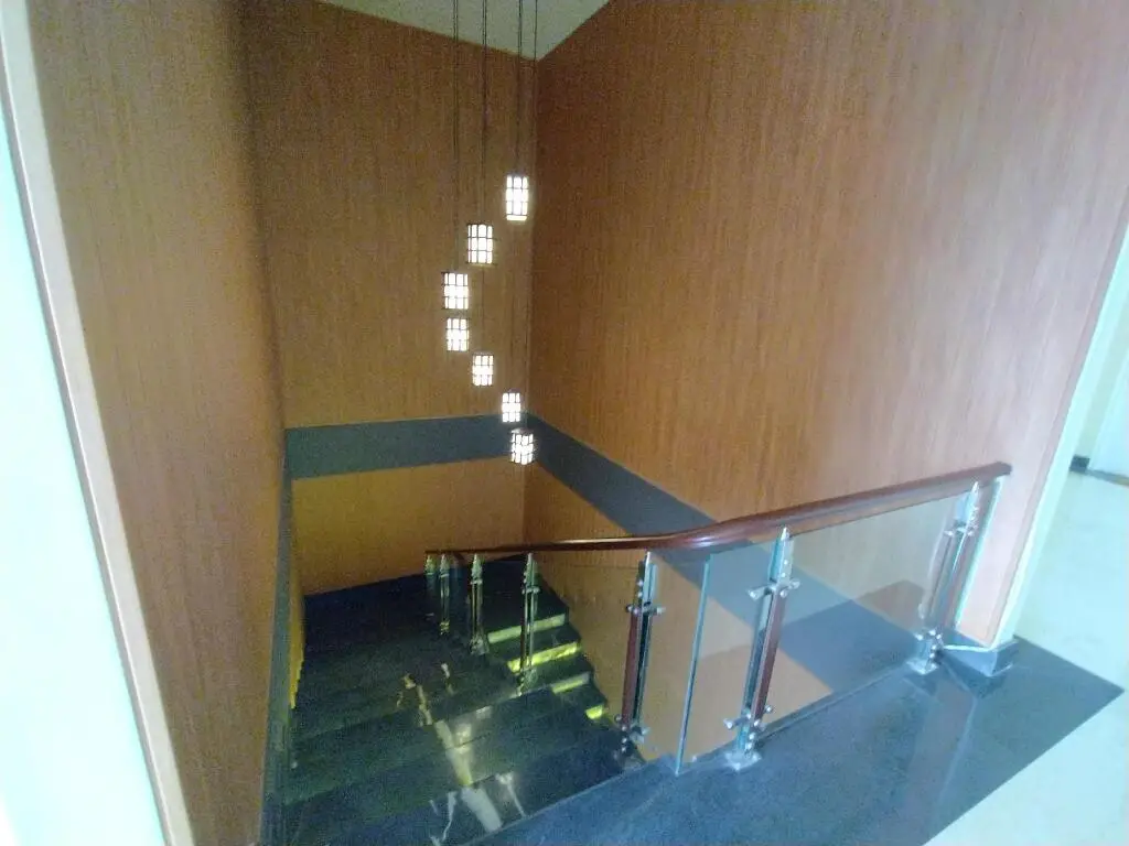 Бату: Akor Guest House