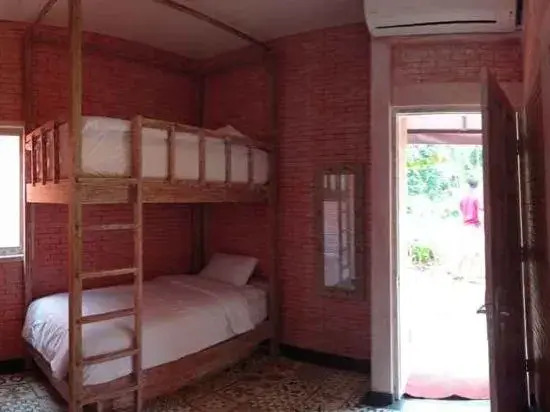 Унгаран: Dusun the Villas