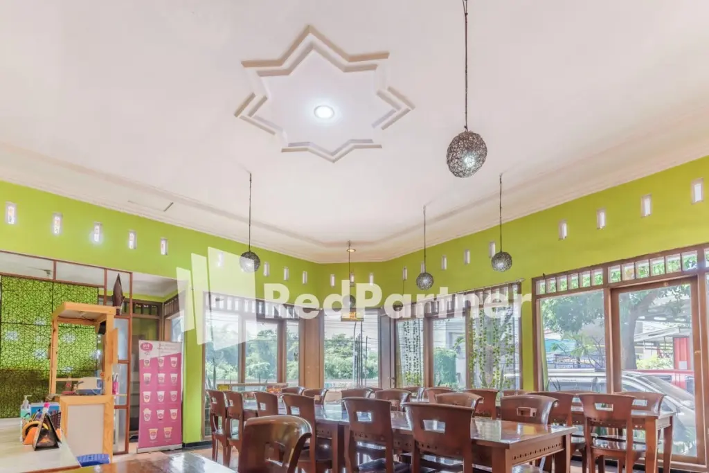 Бату: Nafisa Guest House Syariah
