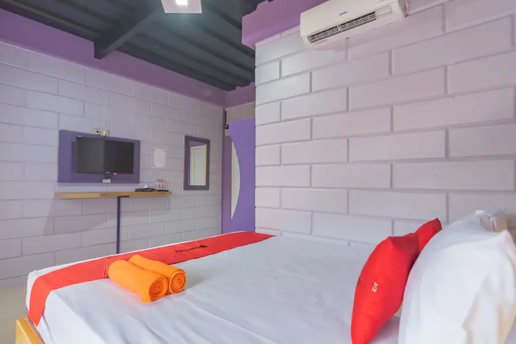 Гарут: RedDoorz @ Cipanas Garut