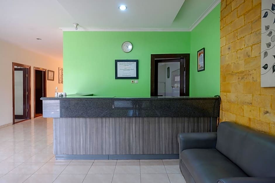 Семаранг: RedDoorz near Wisata Kota Lama Semarang