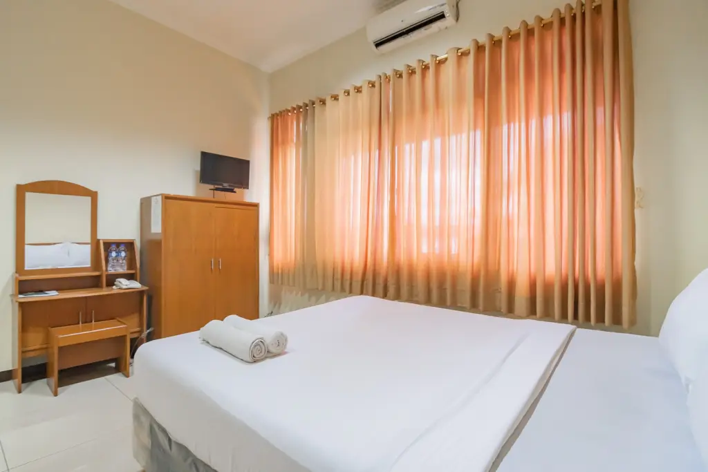 Бандунг: Grand Kembar Hotel RedPartner