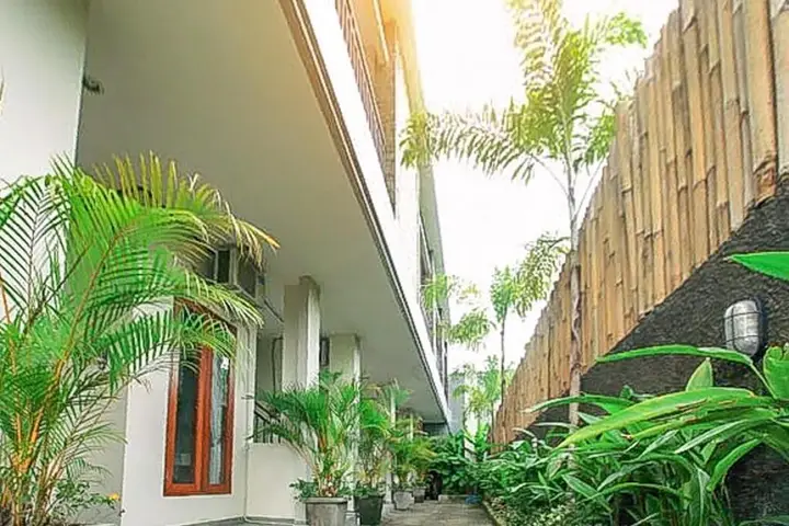 Кута: KoolKost near Sunset Road Seminyak
