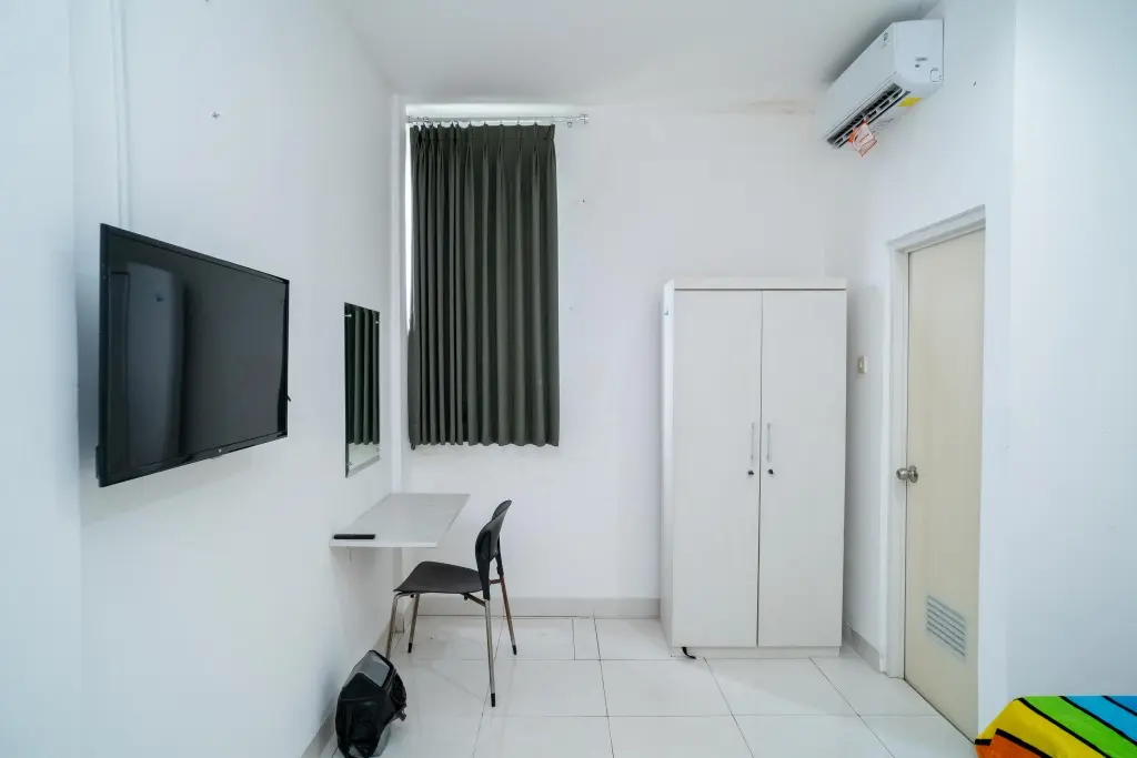 Южный Тангеранг: Living Kost Syariah RedPartner