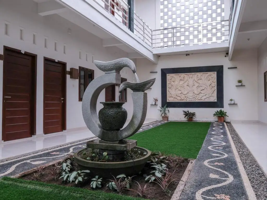 Матарам: Enfaza Guesthouse Syariah