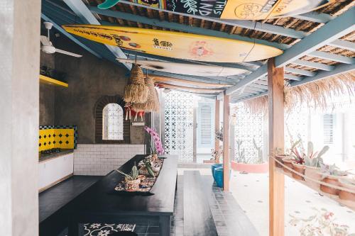 Чангу: Sunflower Stay And Surf