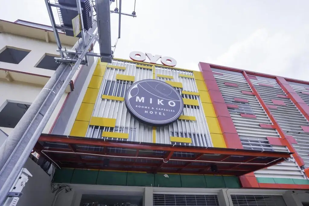 Сурабая: Miko Capsule Hotel