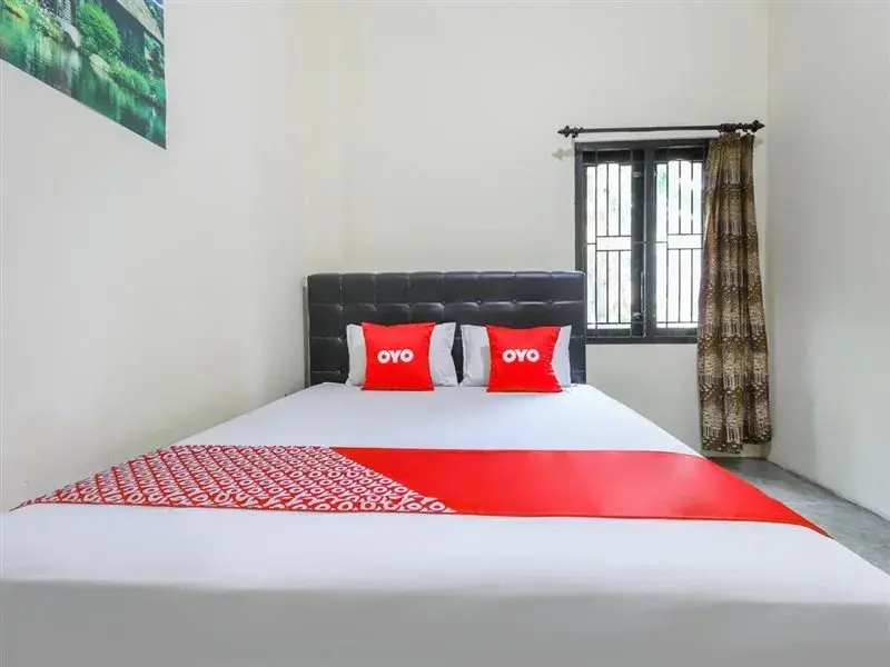 Баликпапан: OYO 3830 Dfarys Gh Syariah