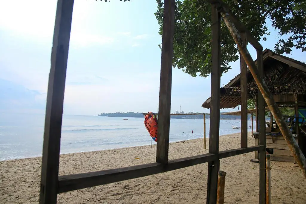 Карита: Kondominium Pantai Carita Utara