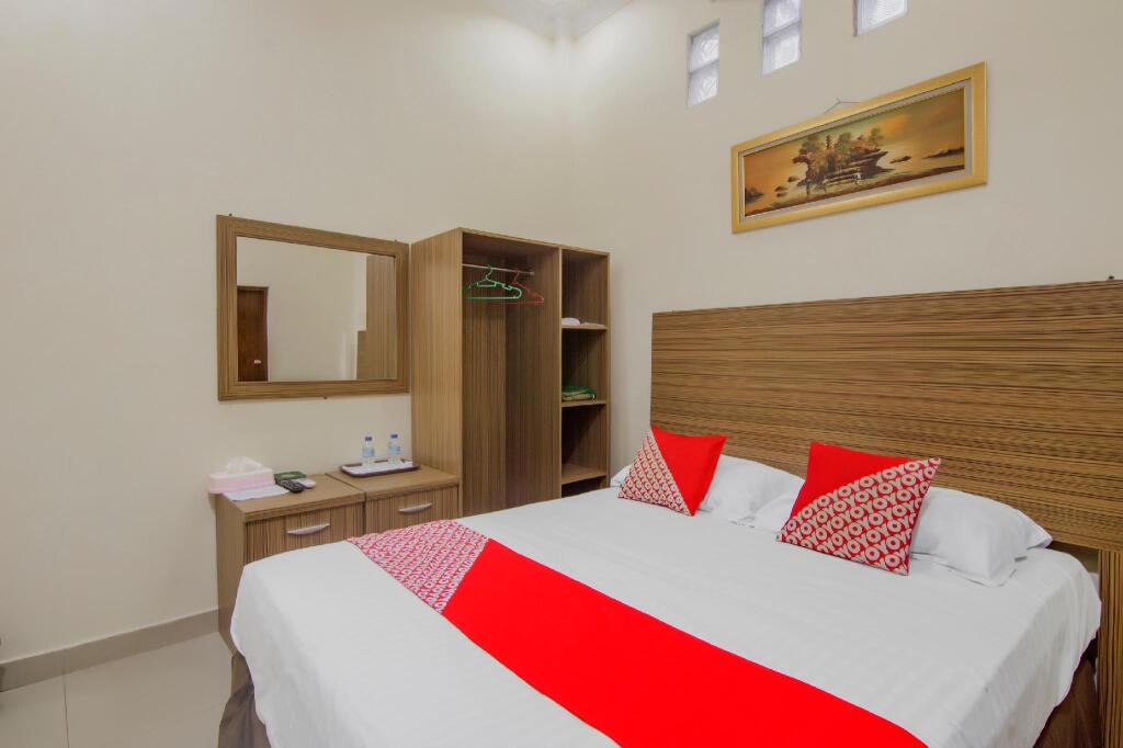 Пеканбару: OYO 90327 Hotel Faradisa