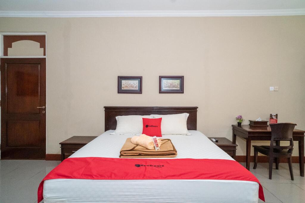 Банджармасин: RedDoorz Syariah near Jalan Ahmad Yani Banjarmasin 2